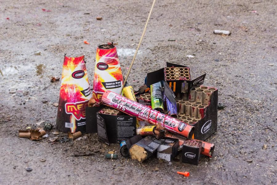 Feuerwerk Silvester Abfall