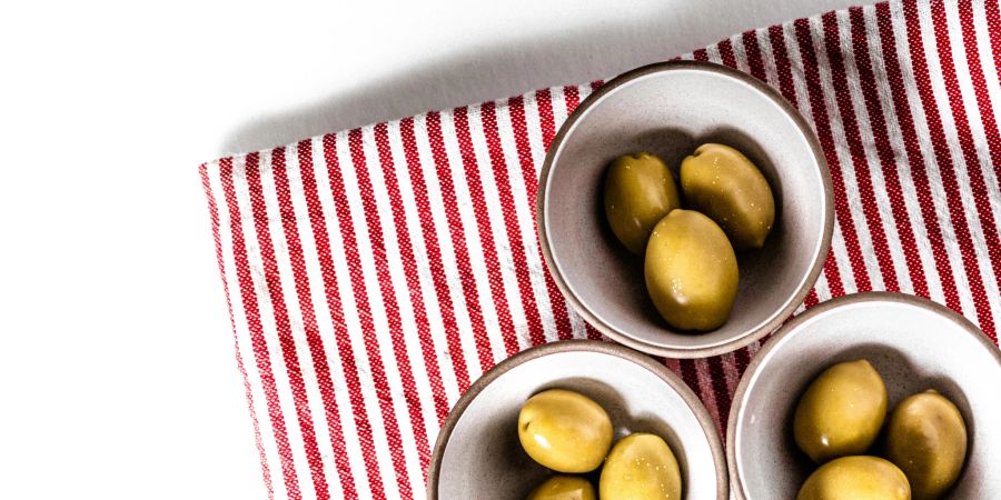 Oliven enthalten viele gesunde Fette.