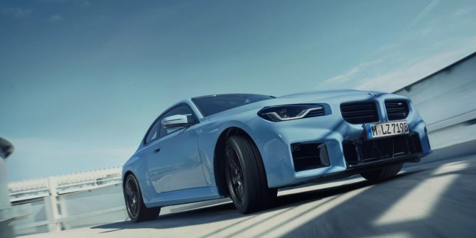 BMW M2, blau