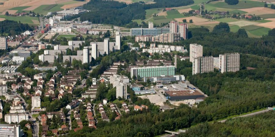 Die Tankstelle befindet sich an der Fellerstrasse in Bümpliz Nord.