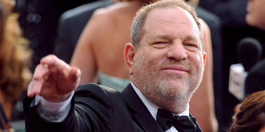 Sechs Frauen haben gegen Harvey Weinstein eine Klage eingereicht.