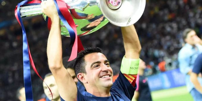 Barça-Kapitän Xavi stemmt den CL-Titel in die Höhe. Er hat in seiner Karriere beinahe alles gewonnen. Xavi Fc Barcelona