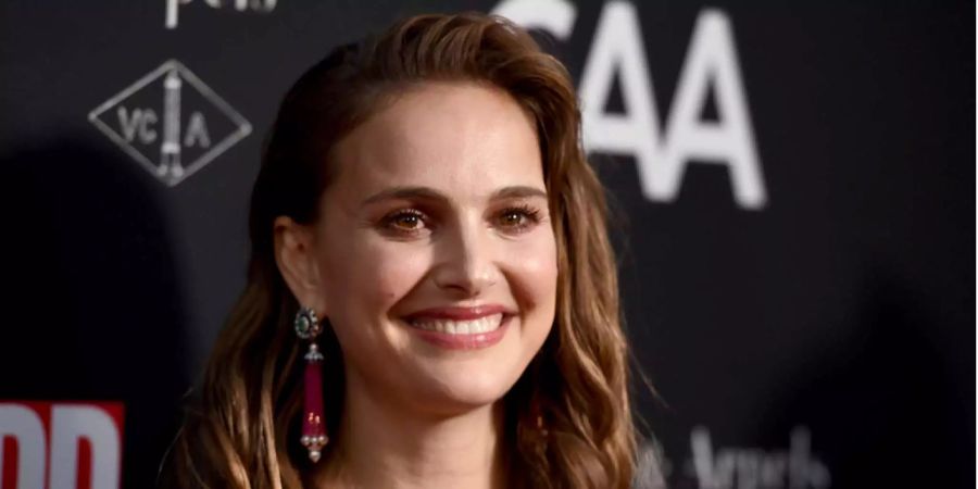 Natalie Portman hat der Genesis-Stiftung aus politischen Gründen abgesagt.