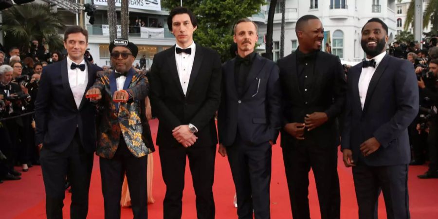 Der Cast von «BlacKkKlansman» in Cannes mit Regisseur Spike Lee (2. von links) und den Hauptdarstellern Adam Driver (3. von links) und John David Washington (ganz rechts).