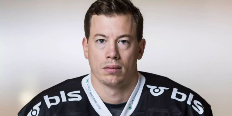 Portrait von Jeremie Kamerzin, Spieler des SC Bern.
