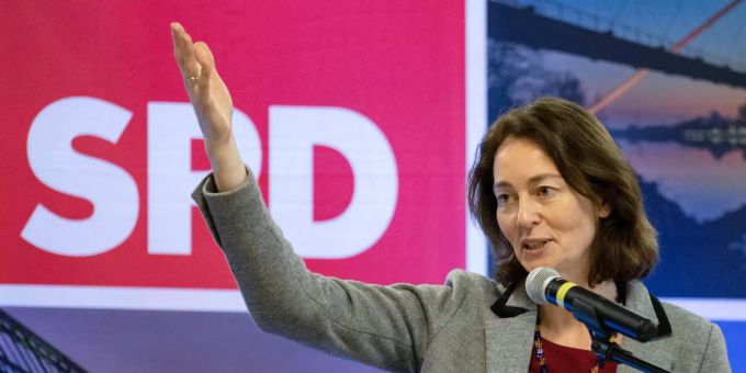Katarina Barley spricht sich gegen einen sofortigen Gasstopp von Russland aus. Maybrit Illner