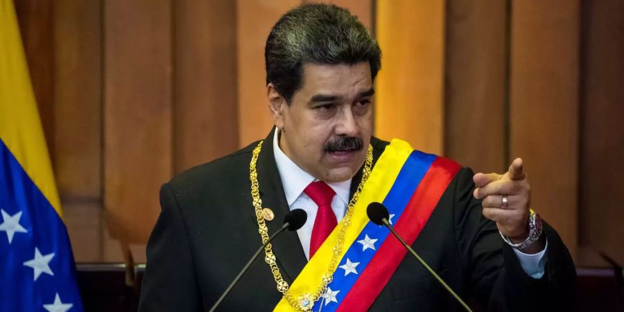 Nicolas Maduro wird vereidigt.