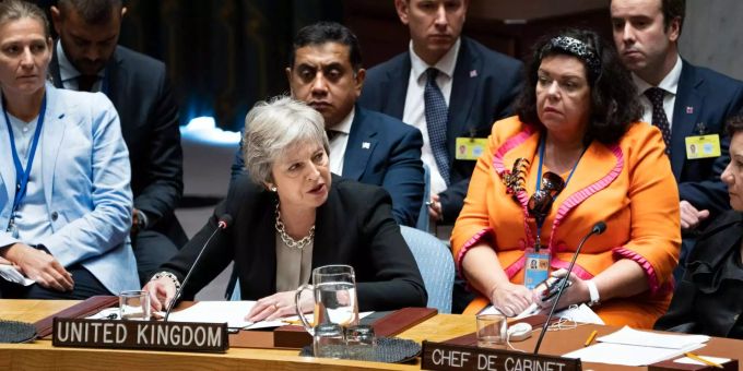 Nach Brexit - May verspricht niedrigste Unternehmenssteuern der G20