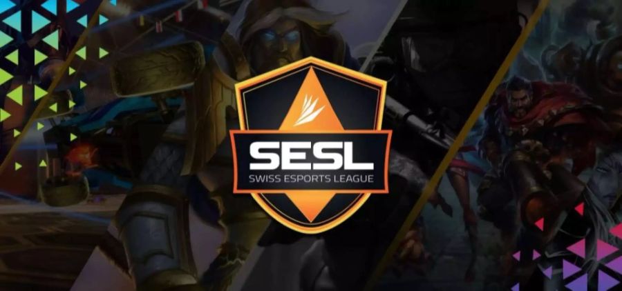 Das Logo der SESL vor Rocket League, dem Paladin aus Hearthstone, einem Soldaten und Graves aus League of Legends