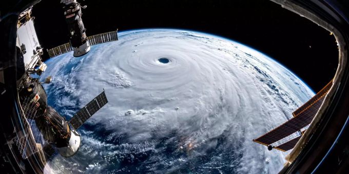 Der Taifun «Trami», aufgenommen aus der internationalen Raumstation ISS. Der Taifun «Trami», aufgenommen aus der internationalen Raumstation ISS.