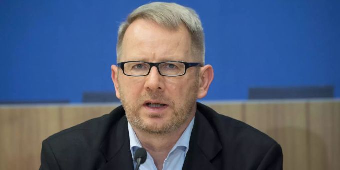 Johannes Kahrs (SPD) möchte weitere zwielichtige Spendenaktionen verhindern. Johannes Kahrs (SPD)