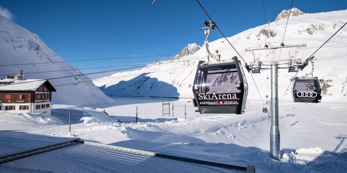 Nach 10 Jahren Bauzeit wurde die Skiarena Andermatt-Sedrun am 14. Dezember 2018 eingeweiht. Andermatt Sedrun