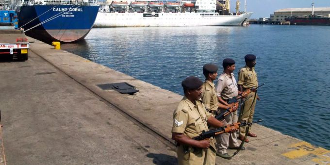 Bei einem Bootsunglück in Indien starben mindestens 19 Menschen. (Symbolbild). Bei einem Bootsunglück in Indien starben mindestens 19 Menschen. (Symbolbild).