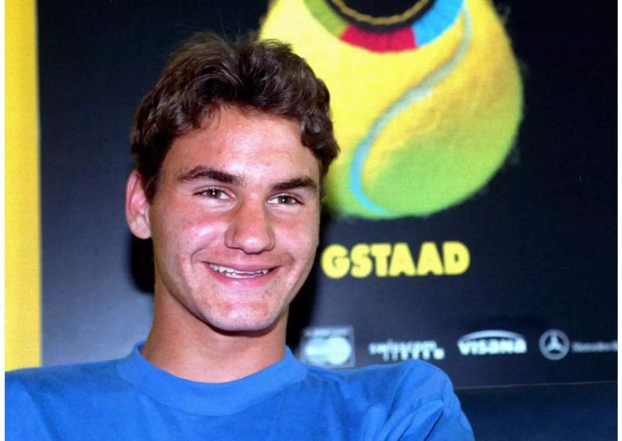 Das Lächeln ist immer noch dasselbe: Wimbledon-Juniorensieger Roger Federer an der Pressekonferenz am Montag, 6. Juli 1998.