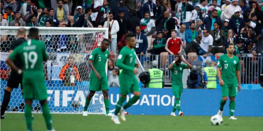 Vorsicht vor der nächsten Klatsche: Saudi-Arabiens Spieler nach dem 0:5 gegen Russland im Eröffnungsspiel