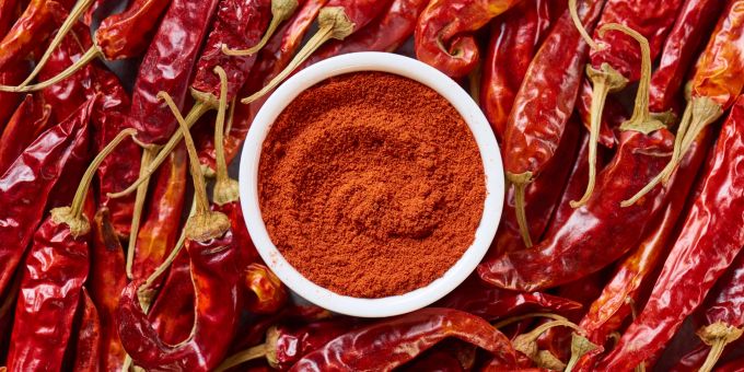 Capsaicin ist eine scharfe Substanz, die in Chili, Paprika und Pepperoni vorkommt. (Symbolbild) Chili Gewürz