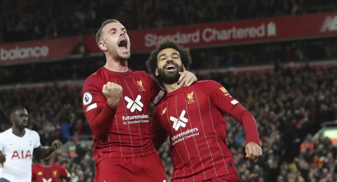 Jordan Henderson und Mohamed Salah stehen mit Liverpool vor dem Meistertitel. Jordan Henderson