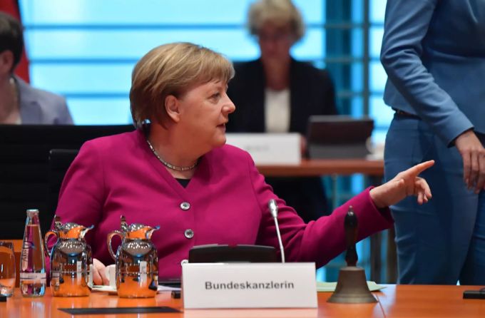 Angela Merkel erwartet schwierige Diskussionen für das Wiederaufbauprogramm. Angela Merkel