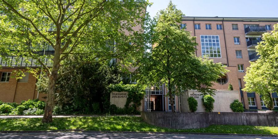 Werkhof Ittigen mit Feuerwehr, Zivilschutz und Militär.