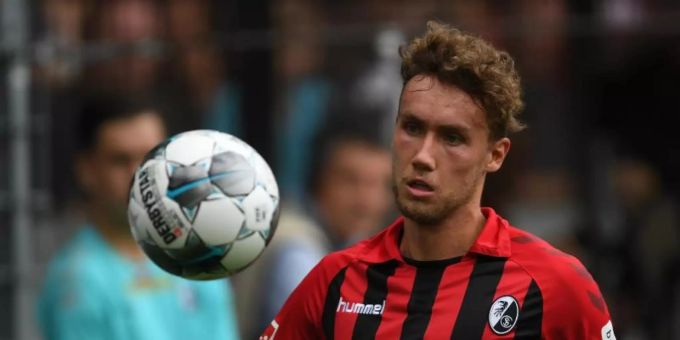 Nationalspieler Luca Waldschmidt wird dem SC Freiburg gegen Werder Bremen wahrscheinlich fehlen. Foto: Patrick Seeger/dpa Nationalspieler Luca Waldschmidt wird dem SC Freiburg gegen Werder Bremen wahrscheinlich fehlen. Foto: Patrick Seeger/dpa