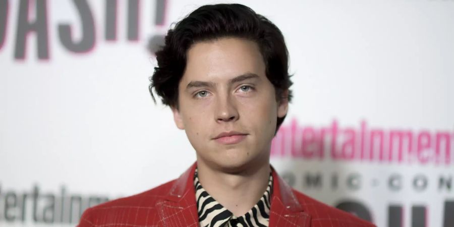 coule sprouse Riverdale