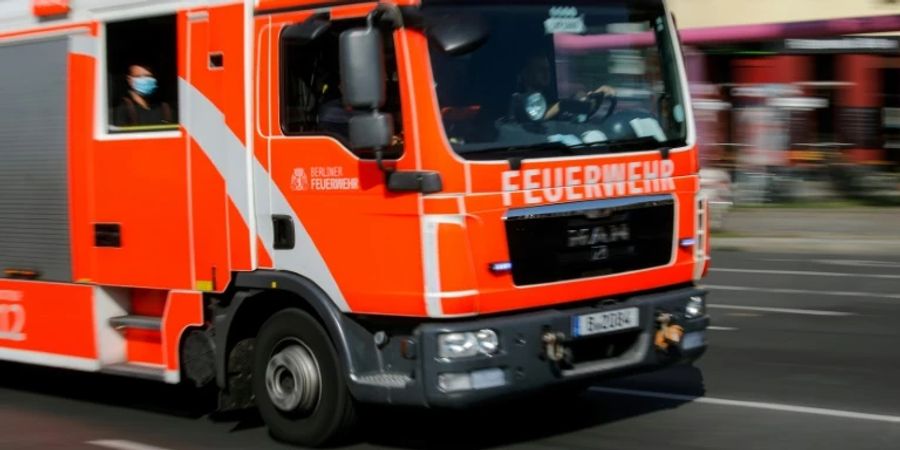 Einsatzwagen der Feuerwehr in Berlin