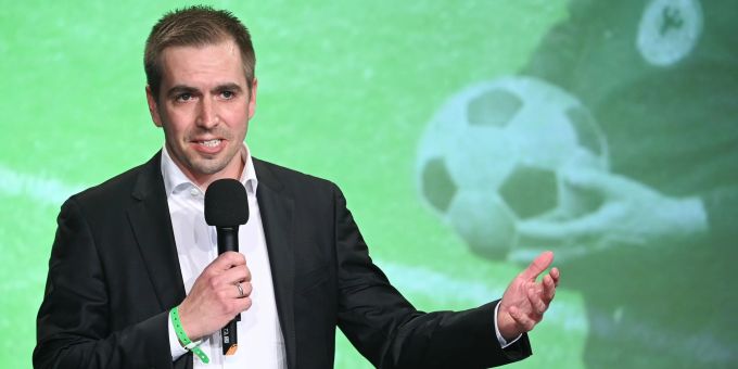 Philipp Lahm übt scharfe Kritik an der WM 2022 in Katar. Philipp Lahm WM 2022
