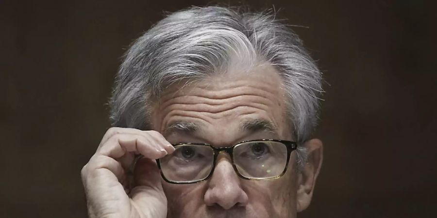 Der Chef der US-Notenbank Fed, Jerome Powell, sieht weiterhin grosse Risiken für die US-Konjunktur - selbst für den Fall, dass ein Coronavirus-Impfstoff bald zugelassen werde. (Archivbild)