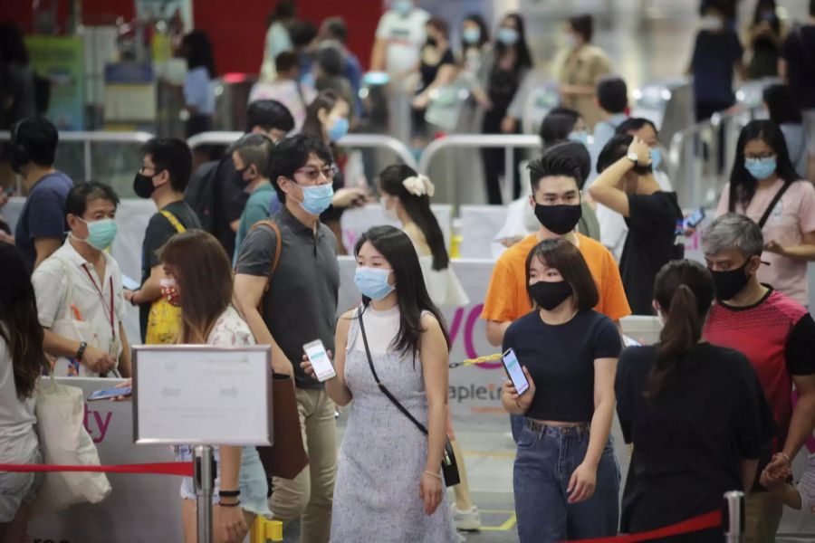 Menschen in Singapur.