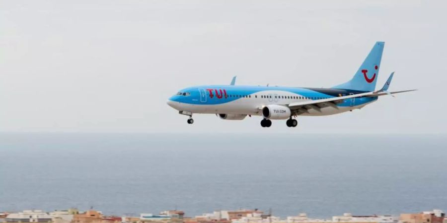 Trotz einer sich vielerorts verschlechternden Corona-Lage erwartet Tui stabile Buchungen in der Wintersaison. Foto: ARTuro Jimenez/dpa