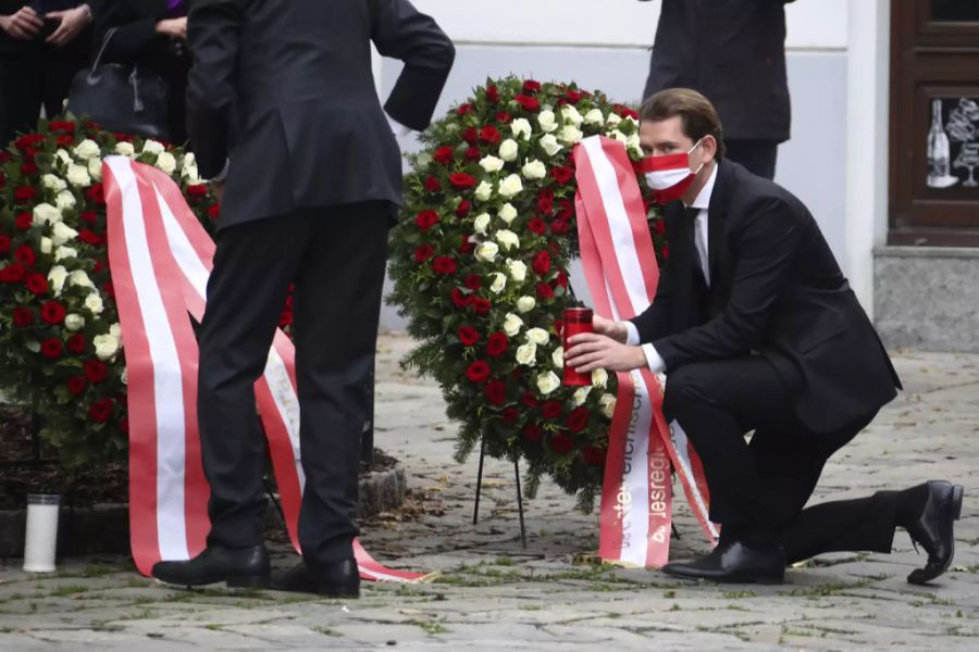 Der ehemalige Kanzler Österreichs Sebastian Kurz an einer Kranzniederlegung für die Opfer eines terroristischen Akts in Wien, 3. November 2020.