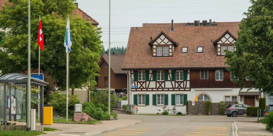 Lindau Dorf an der Tagelswangerstrasse.