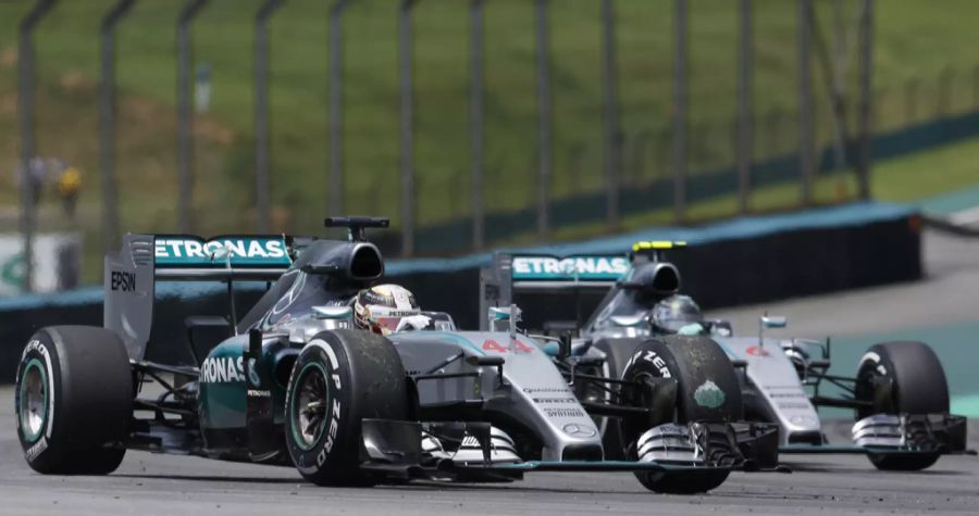 Auch 2015 dominiert Mercedes die Formel 1 nach Belieben. Das verschafft Petronas reichlich Aufmerksamkeit im Fernsehen.