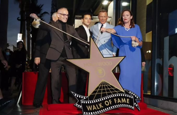 Rami Malek und Daniel Craig bei der Enthüllung des Hollywood-Sterns. Rami Malek