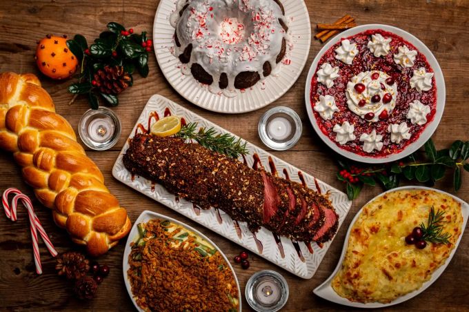 Das Weihnachtsessen verführt dazu, viel mehr zu essen als nötig. Weihnachtsessen