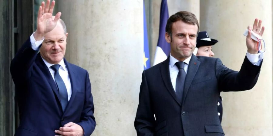 Scholz zu Antrittsbesuch bei Macron
