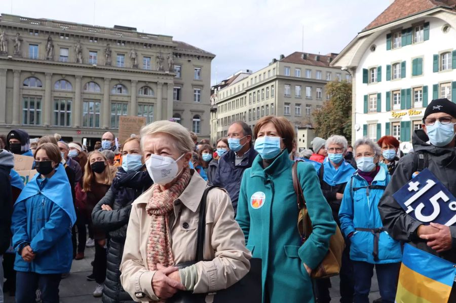 Auch Regula Rytz von den Grünen nimmt am Streik teil.