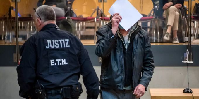 Mordprozess um 19-jährige, Deutschland Mordprozess um 19-jährige, Deutschland