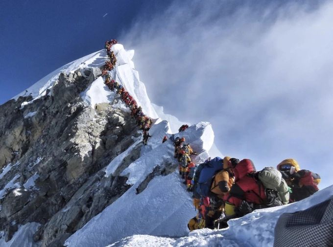 Auf der Route bilden sich Staus, die tödlich sein können. (Archivbild) mount everest tracker ortung