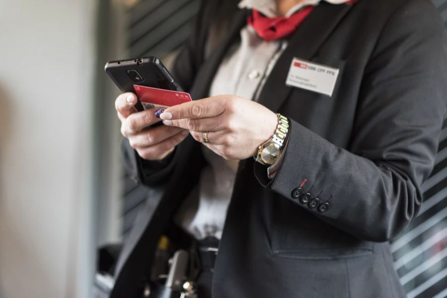 Die Zugbegleiter der SBB haben immer wieder mit aggressiven Pendlern zu kämpfen. (Symbolbild)