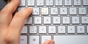 Smiley E-Mail Stilregeln Geschäftsbrief