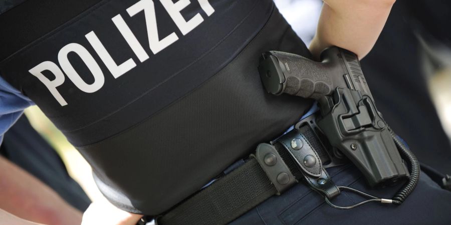 Hat die Polizei ein Gewaltproblem? Und wie ist Gewalt überhaupt zu definieren?