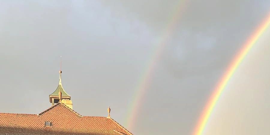 Gleich zwei Regenbogen waren zeitgleich zu sehen.