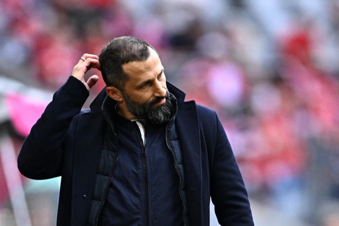 Sportvorstand Hasan Salihamidzic wird jetzt sogar schon von Heidi Klum angezählt. Bayern München