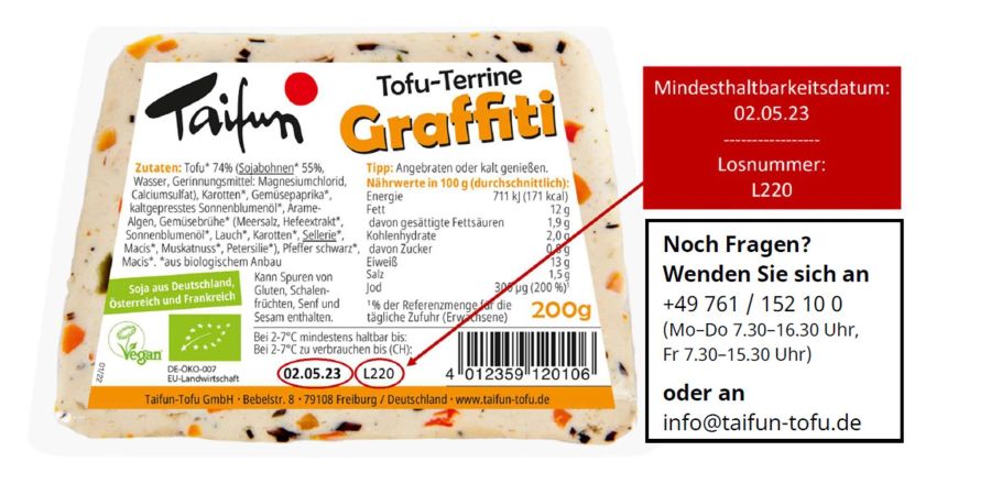 Der Hersteller Taifun-Tofu ruft sein Produkt «Tofu-Terrine Graffiti» zurück. Es könnten sich Kunststoff-Teile darin befinden.