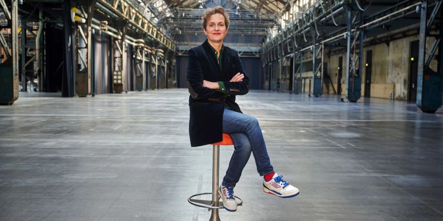 Die Intendantin der Ruhrtriennale, Barbara Frey, lädt noch einmal in alte Industriehallen ein.