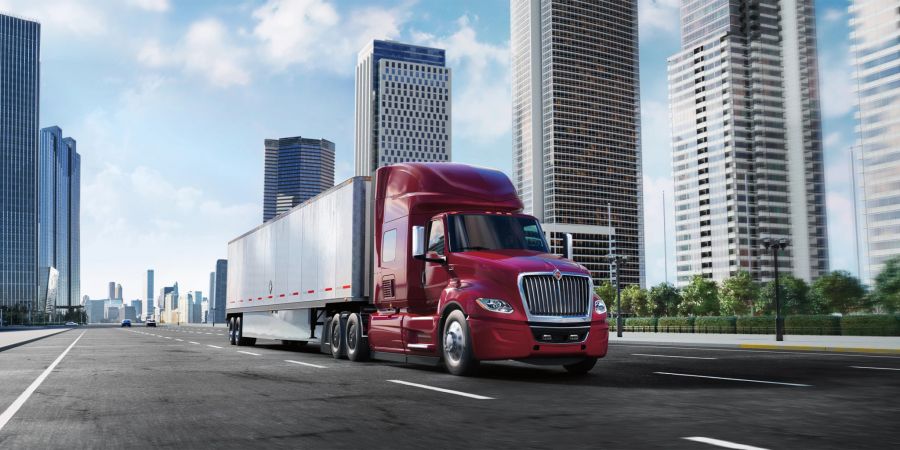 2024 Navistar Truck vor Skyline