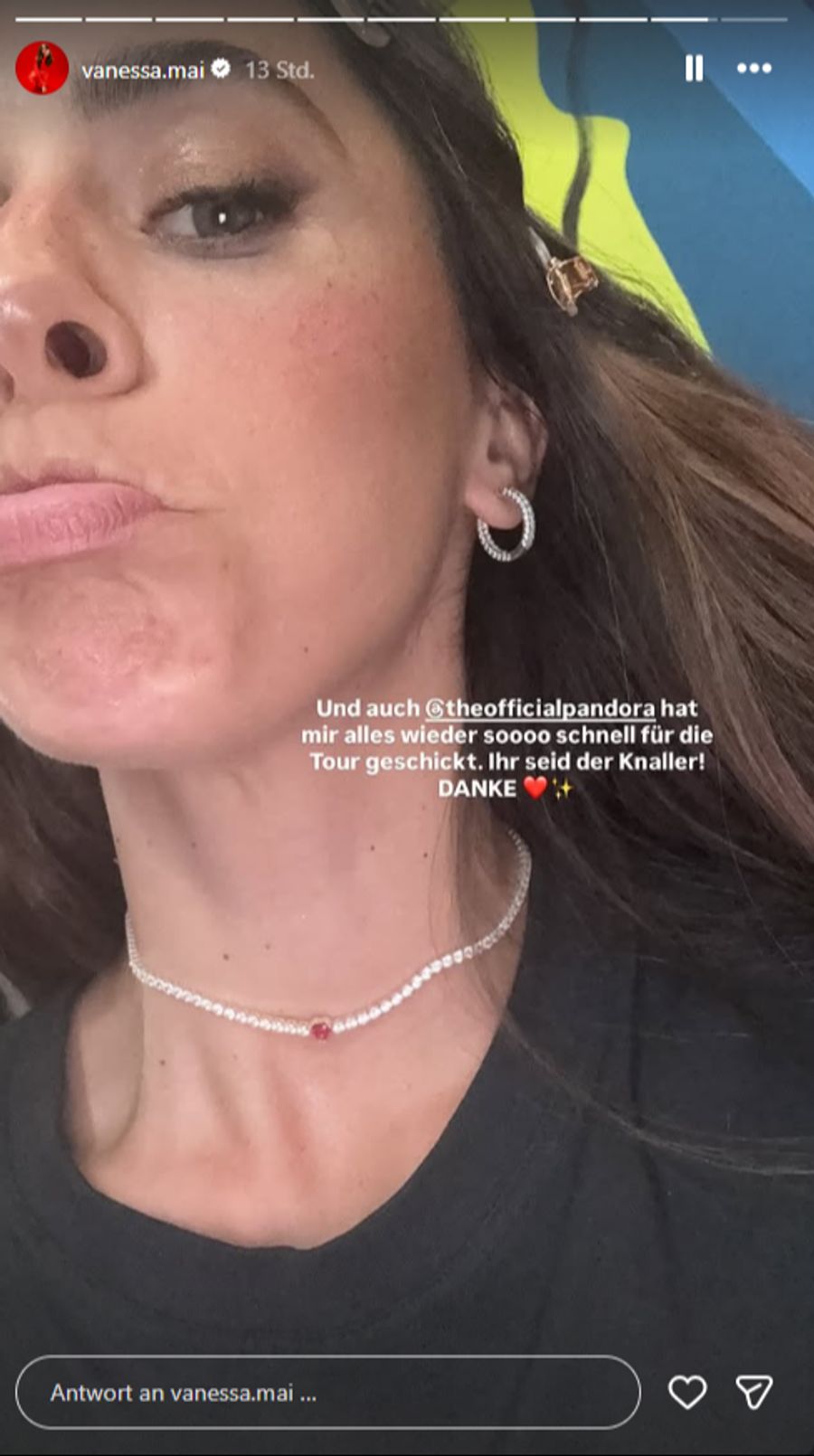 Auch der Schmuck konnte für die Tour gleich ersetzt werden.