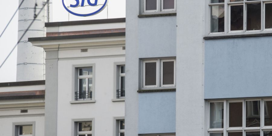 Der Verpackungsspezialist SIG hat im dritten Quartal deutlich mehr verdient als erwartet. (Archivbild)