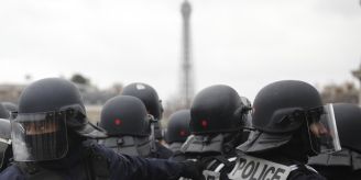 In Paris - Krypto-Erpresser entführen und verstümmeln Opfer In Paris - Krypto-Erpresser entführen und verstümmeln Opfer